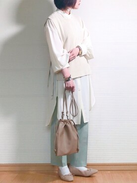 「petitcro（プティクロ）のpetitcro  ワイドバングル PCKB1901001（バングル/リストバンド）」を使った、sc___dyさん（レディース・156cm）の春コーディネート