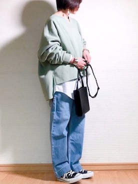 「petitcro（プティクロ）のpetitcro  ワイドバングル PCKB1901001（バングル/リストバンド）」を使った、sc___dyさん（レディース・156cm）の春コーディネート