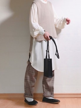 「SENSE OF PLACE by URBAN RESEARCH（センスオブプレイスバイアーバンリサーチ）のスクエアトウセンターシームフラットシューズ（パンプス）」を使った、sc___dyさん（レディース・156cm）の春コーディネート