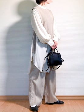 「SENSE OF PLACE by URBAN RESEARCH（センスオブプレイスバイアーバンリサーチ）のスクエアトウセンターシームフラットシューズ（パンプス）」を使った、sc___dyさん（レディース・156cm）の春コーディネート