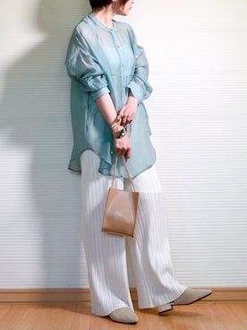 「petitcro（プティクロ）のpetitcro  ワイドバングル PCKB1901001（バングル/リストバンド）」を使った、sc___dyさん（レディース・156cm）の春コーディネート