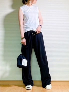 「petitcro（プティクロ）のpetitcro  ワイドバングル PCKB1901001（バングル/リストバンド）」を使った、sc___dyさん（レディース・156cm）の秋コーディネート