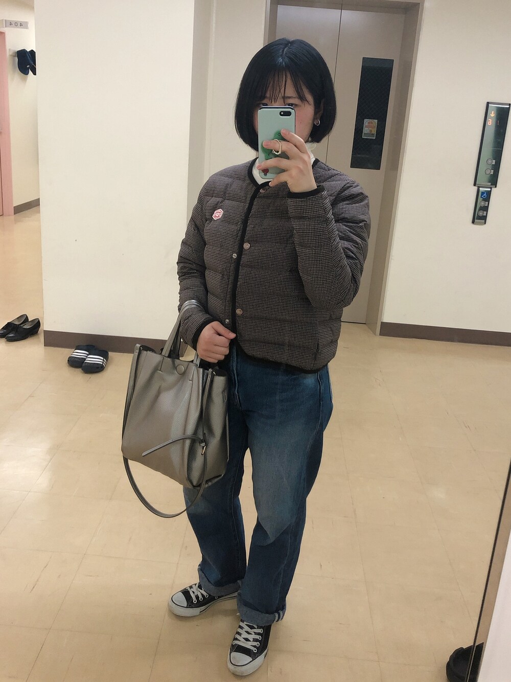 「Te chichiのアイテム（ジャケット/アウター、ブラウン系）」を使った、Kanaさん（レディース・156cm）の冬コーディネートの1枚目の写真