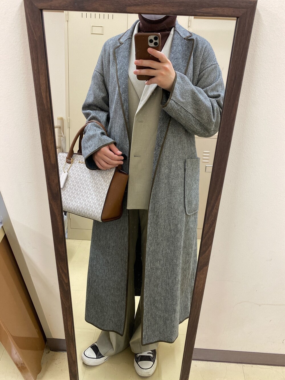 「PUBLIC TOKYOのアイテム（ジャケット/アウター、グレー系）」を使った、Kanaさん（レディース・156cm）の冬コーディネートの1枚目の写真