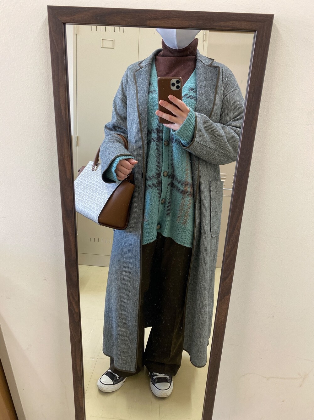 「PUBLIC TOKYOのアイテム（ジャケット/アウター、グレー系）」を使った、Kanaさん（レディース・156cm）の冬コーディネートの1枚目の写真