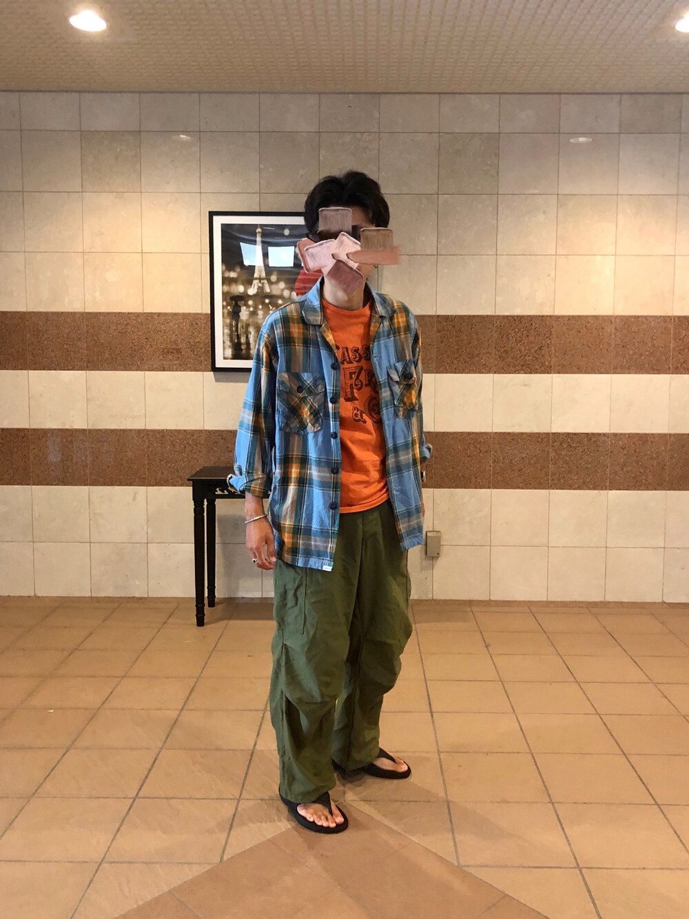 「シャツ好き集まれ、カジュアルコーデ、おしゃれさんと繋がりたい、サンダル、ootd、oofos、sassafras、vintage、M-51、ミリタリー」｜「SASSAFRASのアイテム（Tシャツ/カットソー、オレンジ系）」を使った、ヒロさん（メンズ・173cm）の夏コーディネートの1枚目の写真