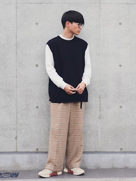 「Graphpaper（グラフペーパー）のアイテム（ベスト）」を使った、TaKu.さん（メンズ・168cm）の春コーディネート