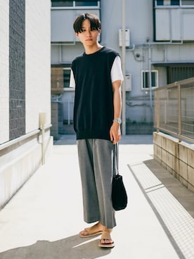 「Graphpaper（グラフペーパー）のアイテム（ベスト）」を使った、TaKu.さん（メンズ・168cm）の夏コーディネート