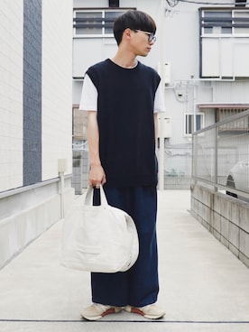 「Graphpaper（グラフペーパー）のアイテム（ベスト）」を使った、TaKu.さん（メンズ・168cm）の夏コーディネート