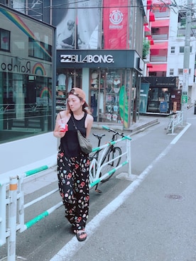 「DISCOVERED（ディスカバード）のアイテム」を使った、Miko Hsuさん（レディース・155cm）の秋コーディネート