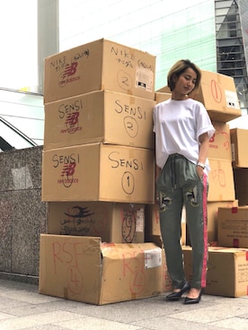 「DIESEL（ディーゼル）のWOMEN’S　パンツ（その他パンツ、グリーン系）」を使った、miho kobayakawaさん（レディース・160cm）の春コーディネート