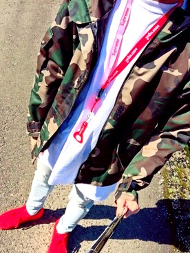 「VANS（バンズ）のアイテム（マウンテンパーカー）」を使った、oku さん（メンズ・170cm）の春コーディネート