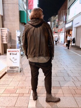「OURET（オーレット）のアイテム（パンツ）」を使った、胸毛王子さん（メンズ・181cm）の秋コーディネート
