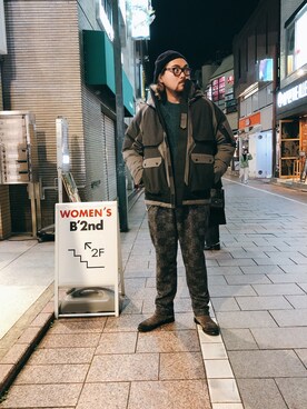 「WHITE MOUNTAINEERING（ホワイトマウンテニアリング）のアイテム（ジャケット/アウター）」を使った、胸毛王子さん（メンズ・181cm）の冬コーディネート