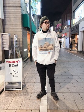 「OURET（オーレット）のアイテム（パンツ）」を使った、胸毛王子さん（メンズ・181cm）の冬コーディネート