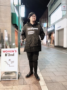 「OURET（オーレット）のアイテム（パンツ）」を使った、胸毛王子さん（メンズ・181cm）の冬コーディネート