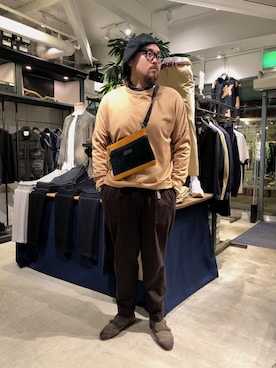「OURET（オーレット）のアイテム（スウェット）」を使った、胸毛王子さん（メンズ・181cm）の春コーディネート