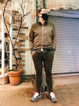 「HIDNANDER（ヒドゥナンダー）のアイテム」を使った、胸毛王子さん（メンズ・182cm）の冬コーディネート