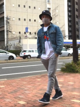 「シュプリーム」｜「アイテム（デニムジャケット）」を使った、seiさん（メンズ・172cm）の春コーディネート