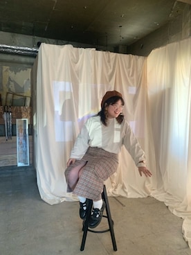 「カフェ」｜「アイテム（ハンチング/ベレー帽）」を使った、ライ麦さん（レディース・155cm）の秋コーディネート