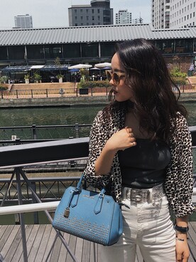 「SLY（スライ）のJANE LEOPARD SH（シャツ/ブラウス、ホワイト系）」を使った、remi  suzukiさん（レディース・157cm）の冬コーディネート
