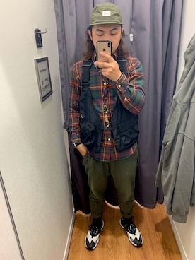 「go slow caravan（ゴースローキャラバン）のアイテム（その他アウター）」を使った、LIAMさん（メンズ・173cm）の秋コーディネート