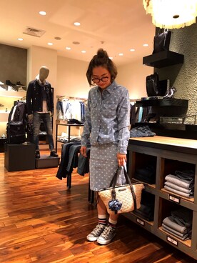 「DIESEL（ディーゼル）のアイテム（スカート）」を使った、ななせさん（レディース・158cm）の春コーディネート