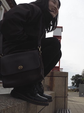 「COACH」｜「アイテム（マウンテンパーカー）」を使った、Okachi さん（レディース・157cm）の春コーディネート