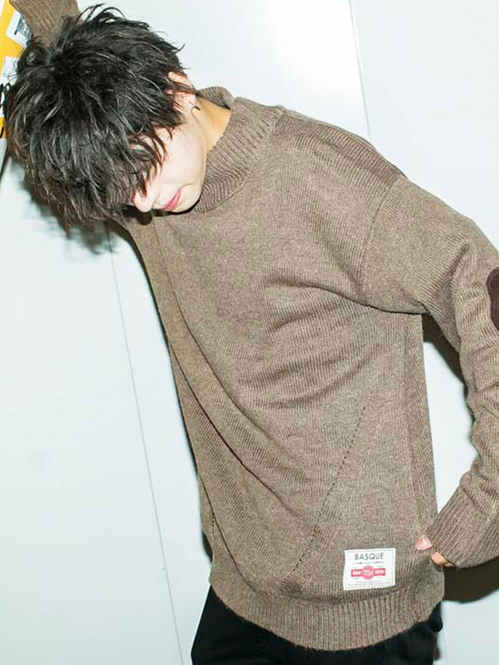 「ニット、オーバーサイズ、ビックシルエット、エルボーパッチ、ootd、韓国ファッション、秋冬コーデ、モックネック」｜「BASQUE magentaの【BASQUE -enthusiastic design-】オーバーサイズ モックネック ニット セーター（ニット/セーター、ブラウン系）」を使った、basquemagentaさん（メンズ・180cm）の秋コーディネートの1枚目の写真