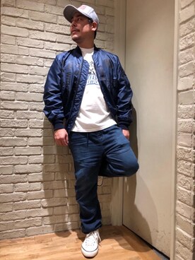 「刺繍」｜「アイテム（ミリタリージャケット）」を使った、hashikenさん（メンズ・172cm）の秋コーディネート