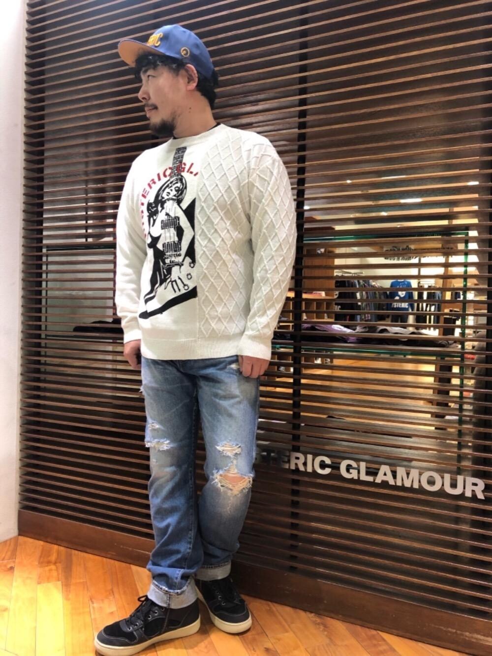 「デニム、Hysteric Glamour、春コーデ、ラフコーデ、カジュアルコーデ、ヒステリックグラマー、ニットコーデ、アメカジコーデ」｜「HYSTERIC GLAMOURのスリムストレートデニムパンツ（デニムパンツ、ブルー系）」を使った、hashikenさん（メンズ・172cm）の冬コーディネートの1枚目の写真