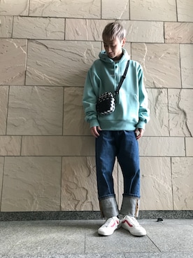 「WHITELAND（ホワイトランド）のアイテム（エコバッグ/サブバッグ）」を使った、Junya Kasugaさん（メンズ・170cm）の冬コーディネート