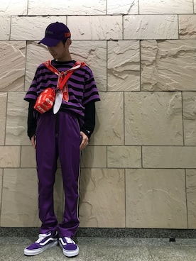 「WHITELAND（ホワイトランド）のアイテム（Tシャツ/カットソー）」を使った、Junya Kasugaさん（メンズ・170cm）の春コーディネート