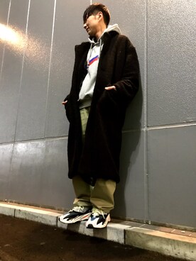 「DANKE SCHON（ダンケシェーン）のアイテム（チェスターコート）」を使った、Junya Kasugaさん（メンズ・170cm）の秋コーディネート