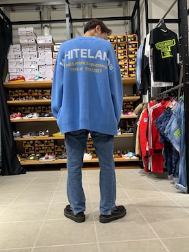 「WHITELAND（ホワイトランド）のWHITELAND/ホワイトランド/BIGロゴカーディガン（カーディガン/ボレロ、ブルー系）」を使った、Junya Kasugaさん（メンズ・170cm）の秋コーディネート