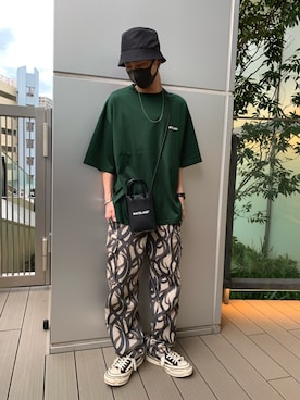 「WHITELAND（ホワイトランド）のWHITELAND/ホワイトランド/ミニロゴTシャツ（Tシャツ/カットソー、グリーン系）」を使った、Junya Kasugaさん（メンズ・170cm）の夏コーディネート