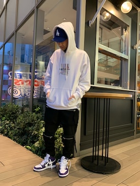 「L.H.P（エルエイチピー）のアイテム（パーカー）」を使った、Junya Kasugaさん（メンズ・170cm）の秋コーディネート