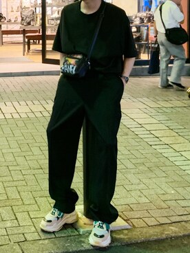 「BALENCIAGA（バレンシアガ）のBalenciaga Triple S Mesh, Nubuck And Leather Sneakers（スニーカー）」を使った、ぶー。さん（メンズ・178cm）の冬コーディネート