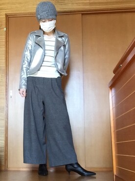 「グレーコーデ」｜「アイテム（ライダースジャケット）」を使った、ニャン@whitemaskさん（レディース・160cm）の春コーディネート