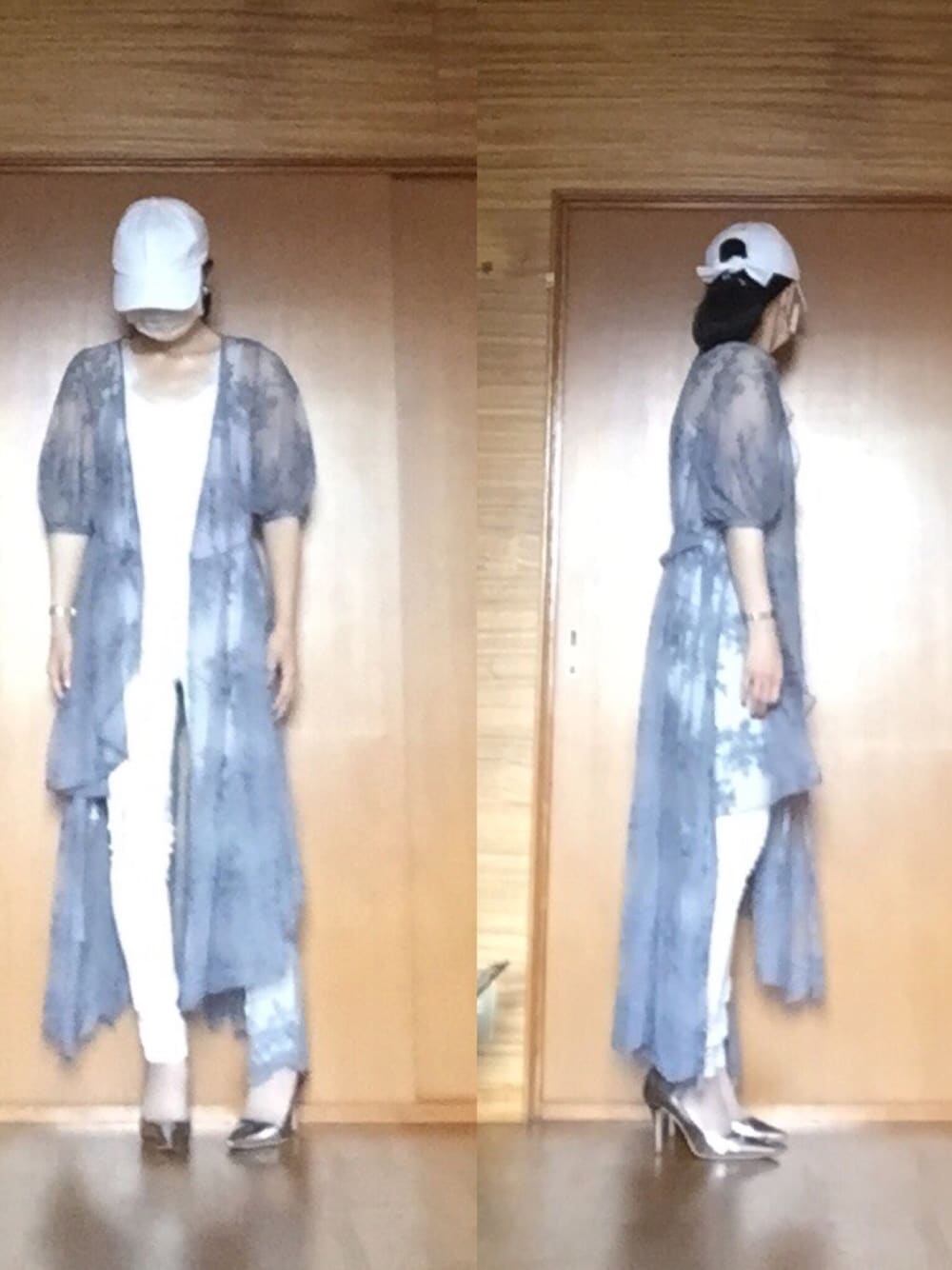 ホワイト系のタンクトップ、グレー系のワンピース、ホワイト系のデニムパンツを着用したレディースの夏コーディネートの1枚目の写真