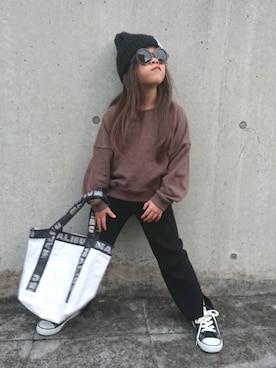 「アイテム（トートバッグ）」を使った、 Rey さん（キッズ・110cm）の秋コーディネート