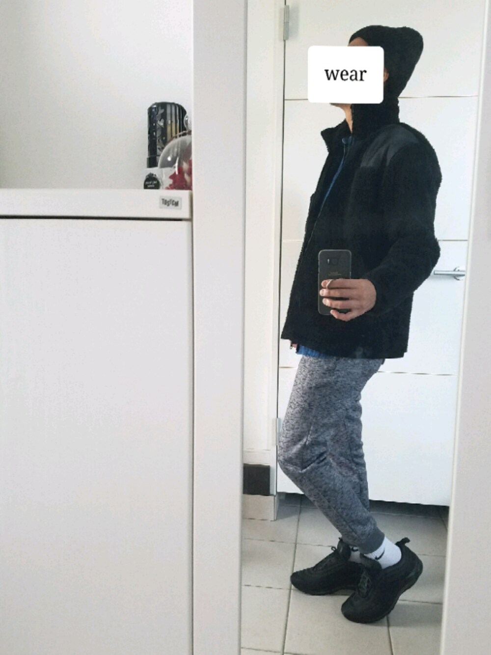 「スニーカーコーデ、ストリートMIX、カジュアル、黒、UNIQLO、スニーカー、エアマックス、ボア、おしゃれさんと繋がりたい」｜「NIKEのNIKE　Air Max 97 Ultra'17 Premium Shoe（スニーカー、ブラック系）」を使った、Yu-pisenさん（メンズ・170cm）の冬コーディネートの1枚目の写真
