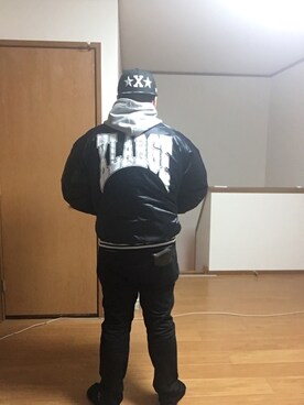 「エクストララージ」｜「アイテム（その他アウター）」を使った、yu_kiさん（メンズ・176cm）の冬コーディネート