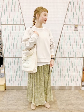 つ  ぐ  🐥さんのコーディネート