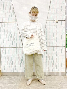 「Samansa Mos2 blue（サマンサモスモスブルー）のアイテム（チノパンツ）」を使った、つ  ぐ  🐥さん（レディース・153cm）の春コーディネート