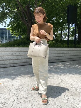 知名 エリカさんのコーディネート