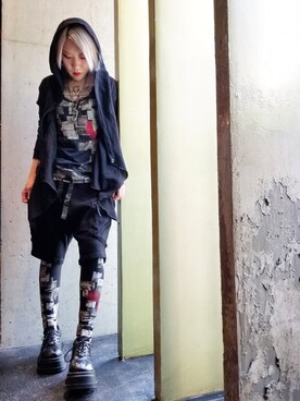 「KMRii（ケムリ）のアイテム（パンツ）」を使った、あやさん（レディース・170cm）の冬コーディネート