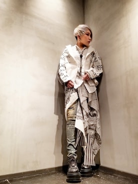 「KMRii（ケムリ）のアイテム（アクセサリー）」を使った、あやさん（レディース・170cm）の春コーディネート