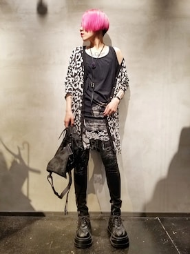 「KMRii（ケムリ）のアイテム（アクセサリー）」を使った、あやさん（レディース・170cm）の春コーディネート