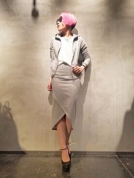 「stud.（スタッド）のアイテム（スカート）」を使った、あやさん（レディース・170cm）の夏コーディネート